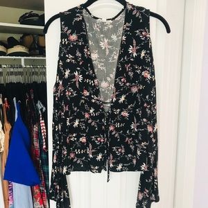 Black Floral Bell Sleeve Blouse